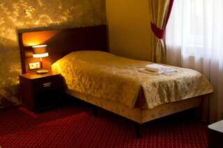 Отель Hotel TiM Cekanowo Двухместный номер с 1 кроватью или 2 отдельными кроватями-9
